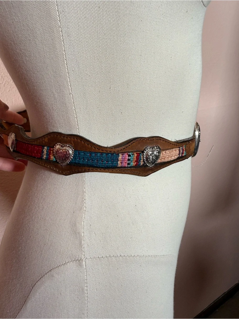 Vintage southwestern leather silver Heart Concho Skinny rodeo princess Belt 32 - Picture 7 of 17